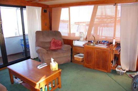 4945039_20150217081827828_1_LARGE